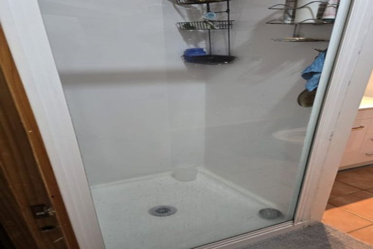 Photo of property in 9 Charles Prevost Drive, The Gardens, Auckland, 2105