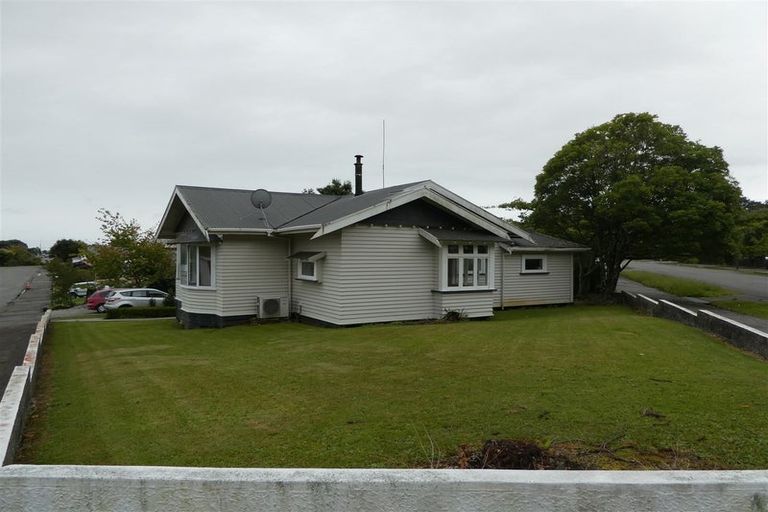 Photo of property in 21 Winnie Street, Greymouth, 7805