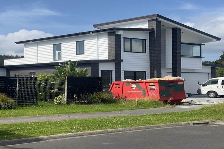 Photo of property in 27 Raymond Grace Avenue, Huapai, Kumeu, 0810