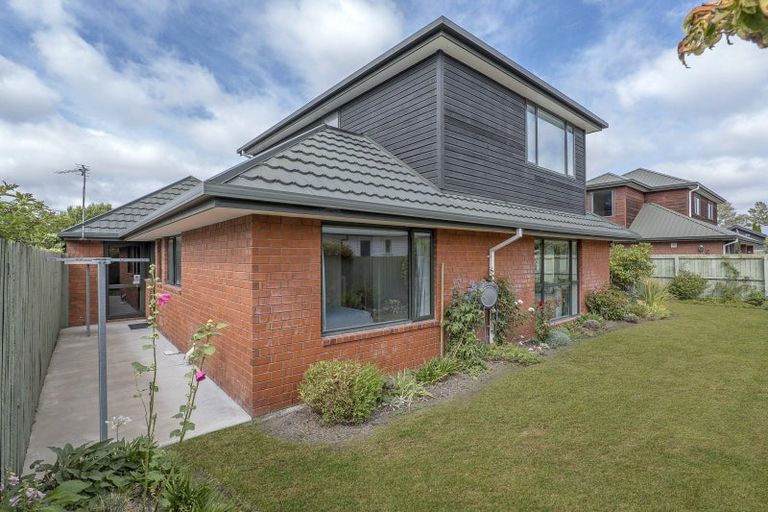 Photo of property in 1/16 Wentworth Street, Ilam, Christchurch, 8041