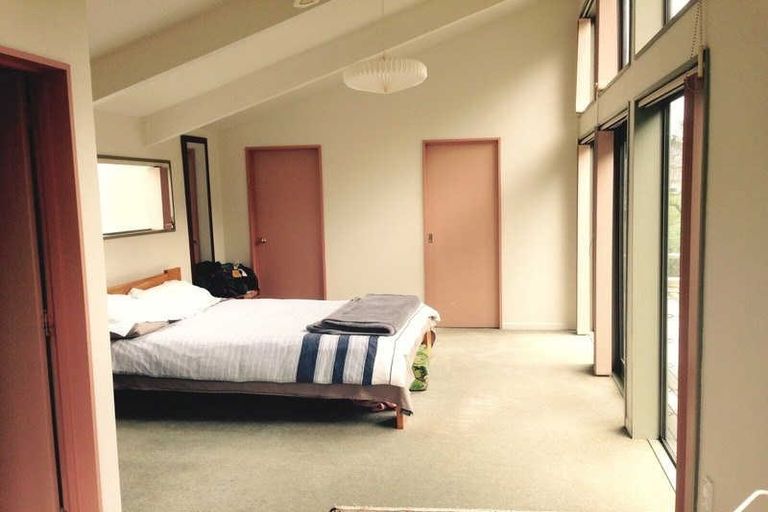 Photo of property in 4 Park Terrace, Lyttelton, 8082