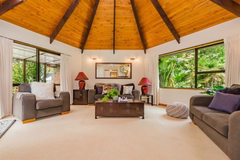 Photo of property in 76-78 Raumati Road, Raumati Beach, Paraparaumu, 5032