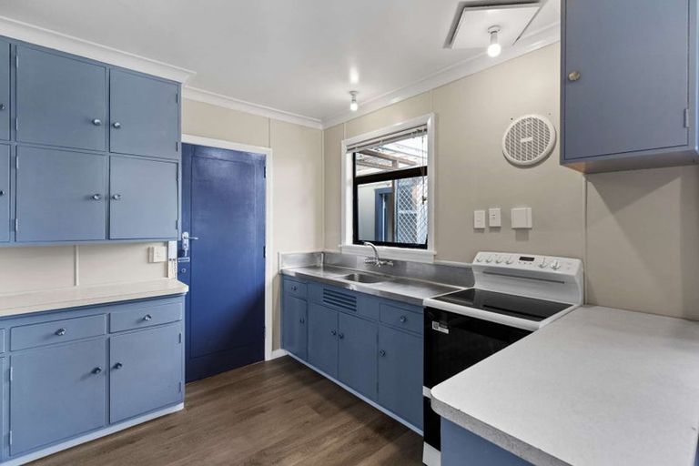 Photo of property in 32 Gloucester Street, Takaro, Palmerston North, 4412