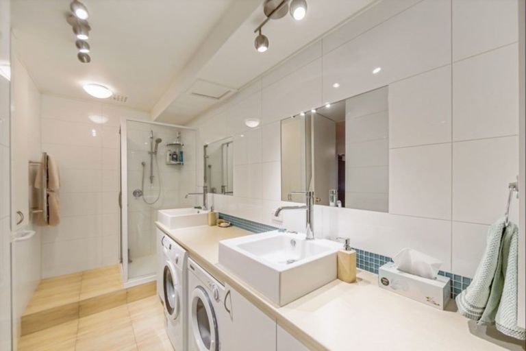 Photo of property in 24/34 Waiwera Place, Waiwera, Orewa, 0994