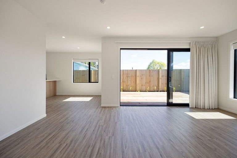 Photo of property in 18b Bracken Street, Leamington, Cambridge, 3432