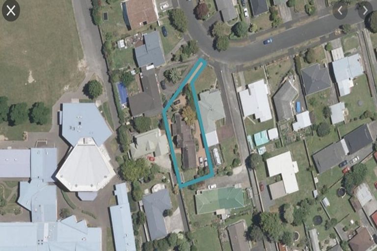 Photo of property in 23 Kensington Place, Fairfield, Hamilton, 3214