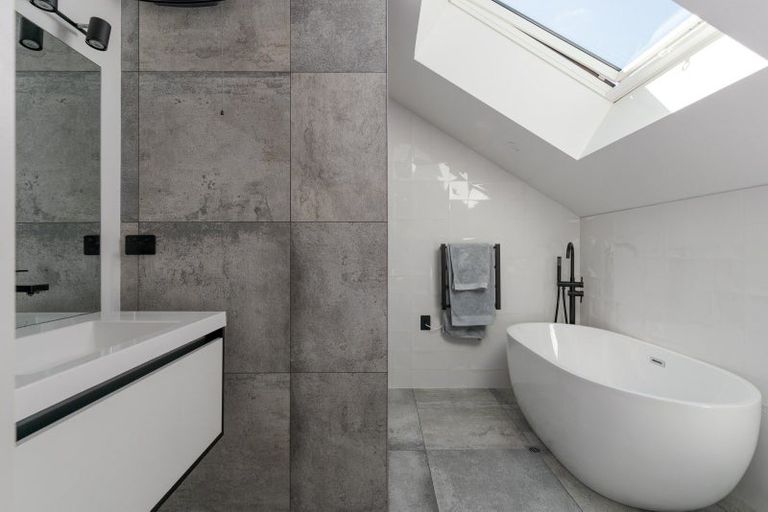 Photo of property in 5 Kawharu Street, Marshland, Christchurch, 8083