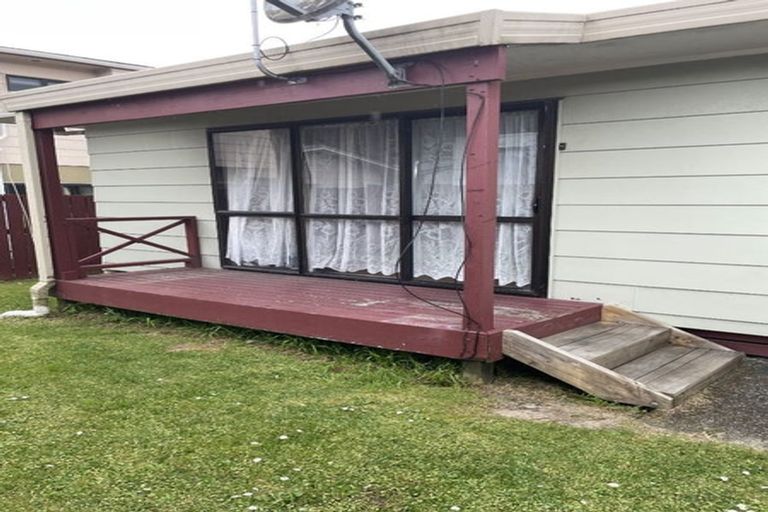 Photo of property in 3/7 Settlement Road, Papakura, 2110