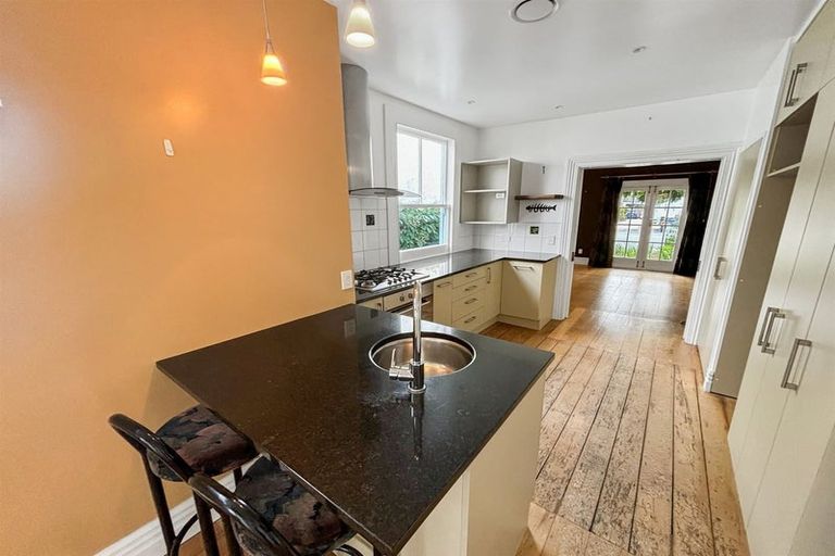 Photo of property in 16 Hastings Street West, Sydenham, Christchurch, 8023