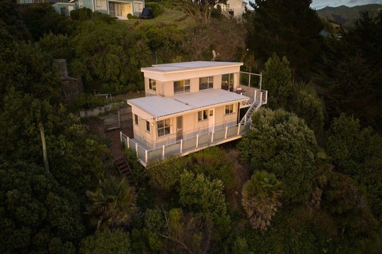 Photo of property in 34 Guthrie Crescent, Castlepoint, Tinui, 5889