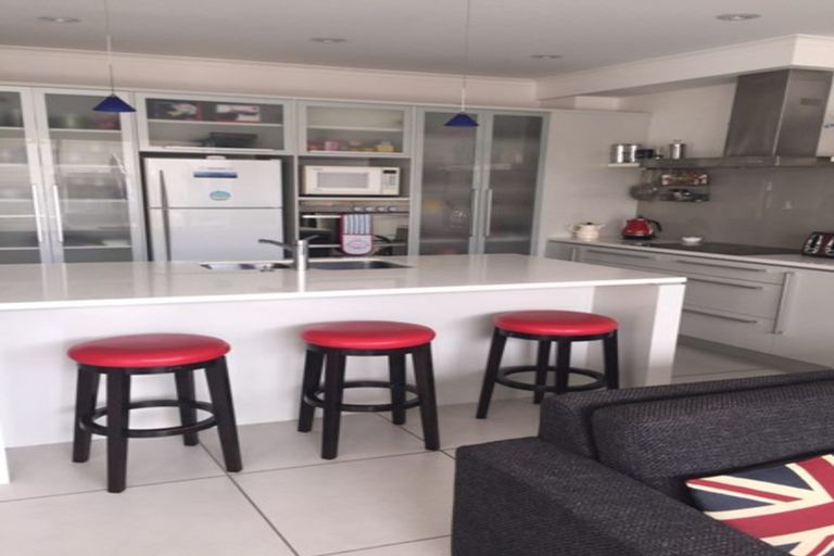 Photo of property in 6 Baber Drive, Stonefields, Auckland, 1072