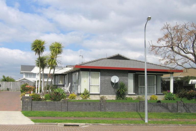 Photo of property in 10 Verbena Glen, Mount Maunganui, 3116