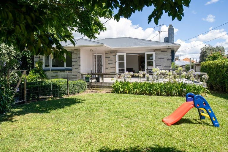 Photo of property in 4 Glover Street, Leamington, Cambridge, 3432