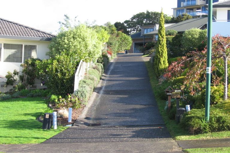 Photo of property in 99 Waldorf Crescent, Orewa, 0931