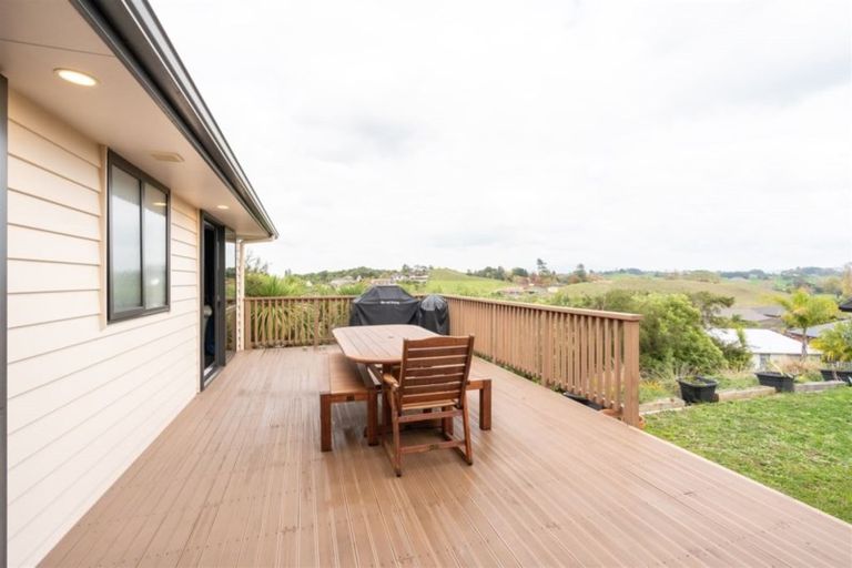 Photo of property in 8 Ashbourne Lane, Dinsdale, Hamilton, 3204