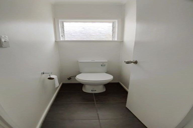 Photo of property in 3/7 Newhaven Terrace, Mairangi Bay, Auckland, 0630