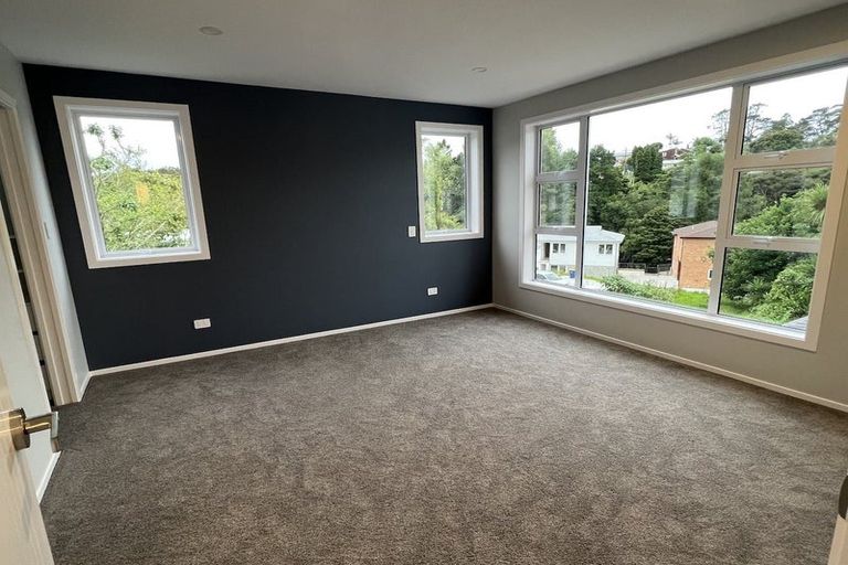 Photo of property in 62a Vandeleur Avenue, Birkdale, Auckland, 0626