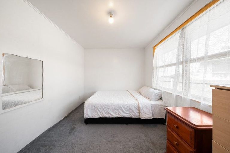 Photo of property in 15 Kambalda Street, Mangere Bridge, Auckland, 2022