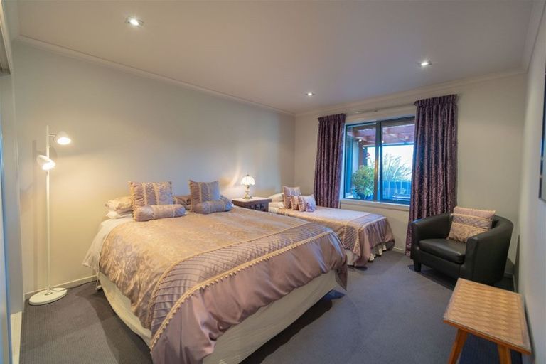Photo of property in 12 Tawera Place, Te Anau, 9679