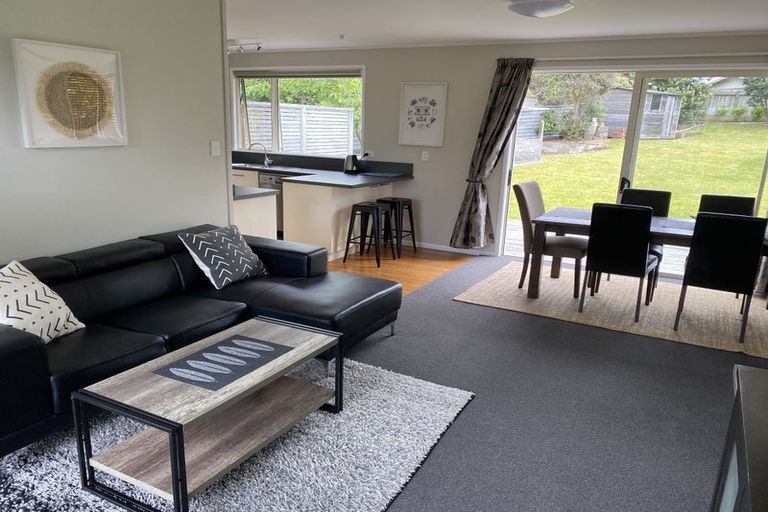 Photo of property in 53 William Street, Waikanae Beach, Waikanae, 5036