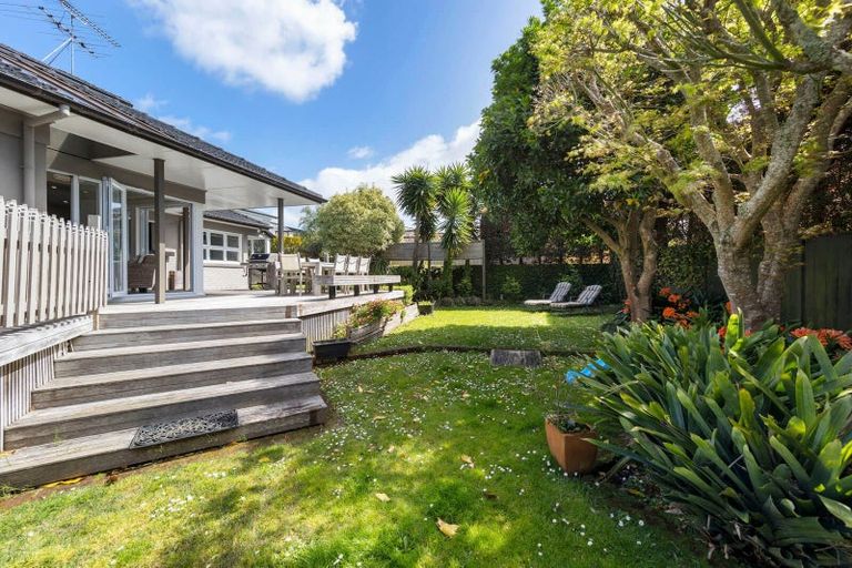 Photo of property in 44 Rawhitiroa Road, Kohimarama, Auckland, 1071