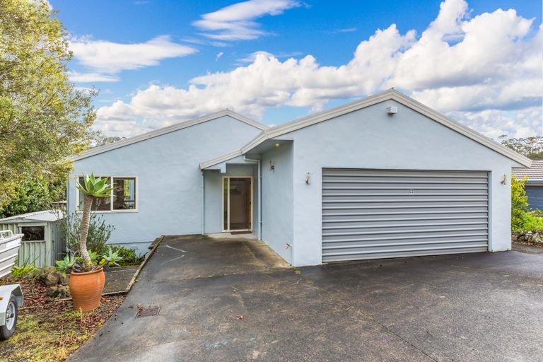 Photo of property in 19 Brookvale Park, Stanmore Bay, Whangaparaoa, 0932