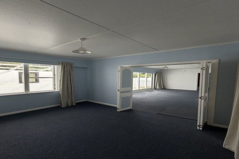 Photo of property in 130a Main Road North, Woodend, 7610