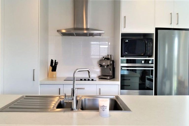 Photo of property in 6 Mercury Lane, Papamoa, 3118