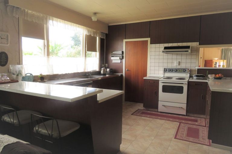 Photo of property in 76 Apatu Street, Wairoa, 4108
