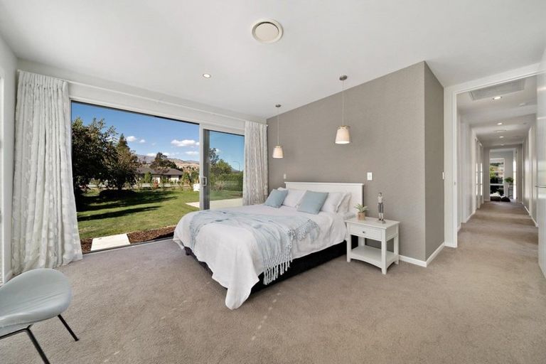 Photo of property in 1 Oxfordshire Avenue, Lower Shotover, Queenstown, 9304