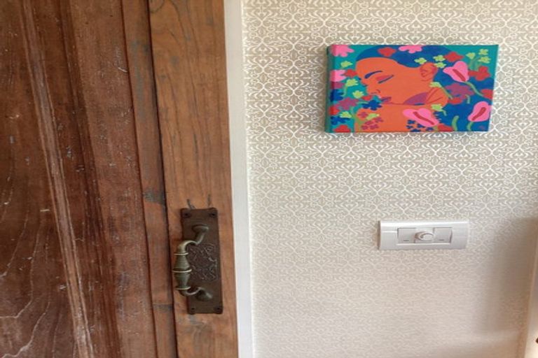 Photo of property in 5a Tui Grove, Oakura, 4314