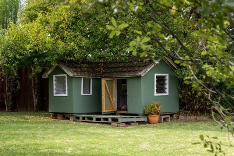 Photo of property in 13 Belmere Rise, Farm Cove, Auckland, 2012