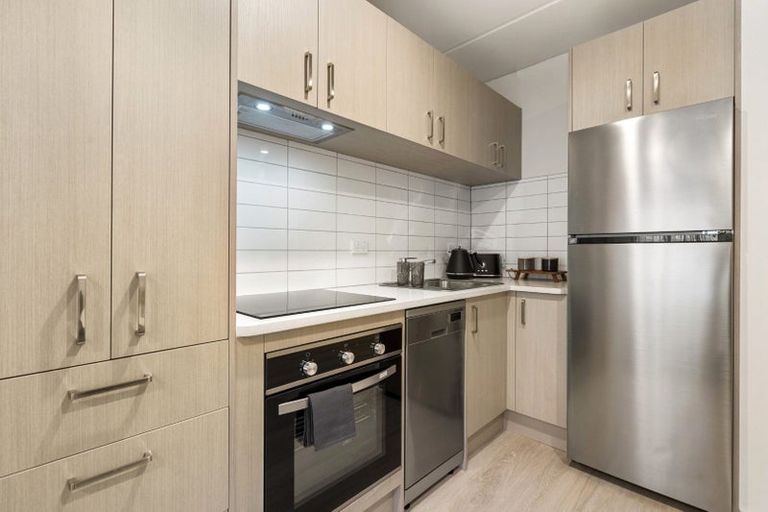 Photo of property in 2/9g East Street, Papakura, 2110