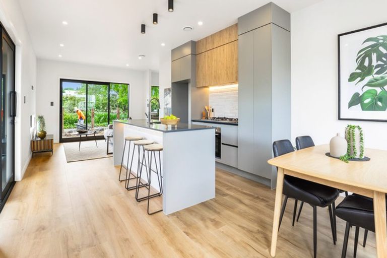 Photo of property in 3/64 Banbury Crescent, Fairfield, Hamilton, 3214