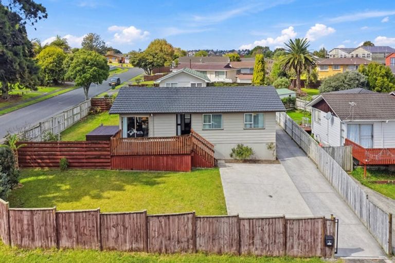Photo of property in 2 Marvon Downs Avenue, Pakuranga Heights, Auckland, 2010