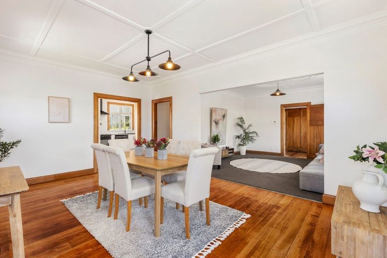 Photo of property in 56 Eden Street, Island Bay, Wellington, 6023