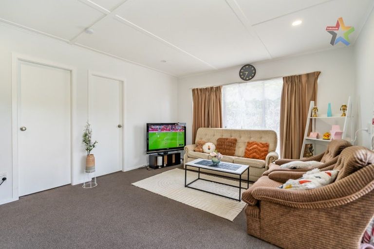 Photo of property in 11b Foster Street, Taita, Lower Hutt, 5011