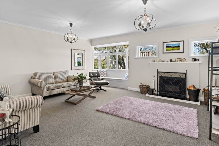 Photo of property in 91 Jellicoe Street, Martinborough, 5711