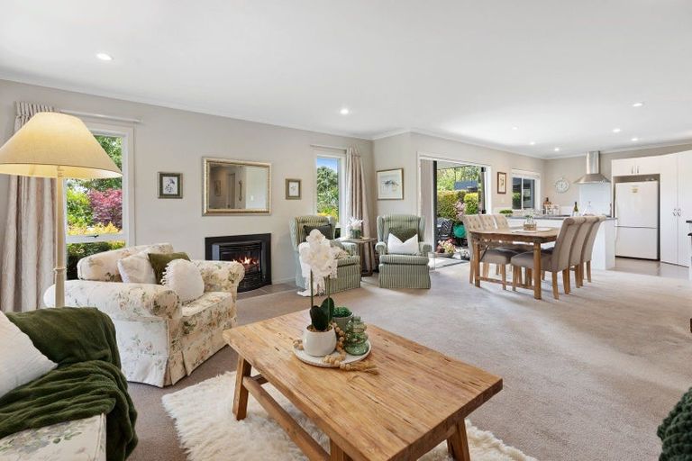 Photo of property in 33 Bridgewater Way, Pyes Pa, Tauranga, 3112