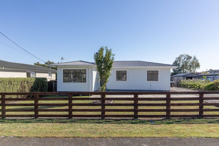 Photo of property in 18 Woburn Street, Waipukurau, 4200
