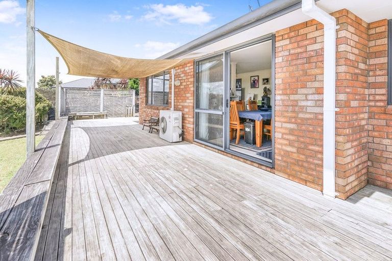 Photo of property in 13 Dorchester Place, Nawton, Hamilton, 3200