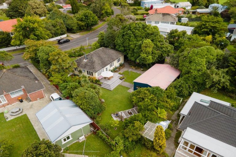 Photo of property in 85 Savage Crescent, West End, Palmerston North, 4412