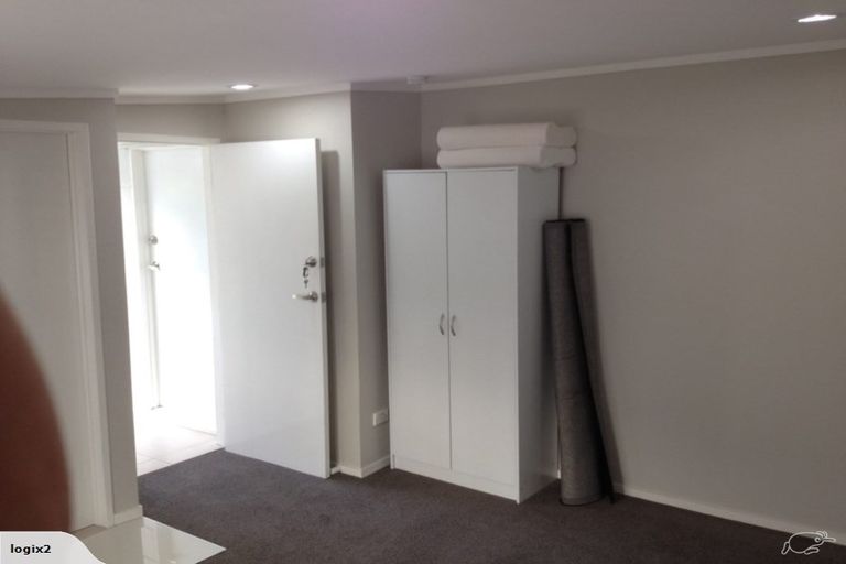 Photo of property in 11 Opal Avenue, Pakuranga, Auckland, 2010