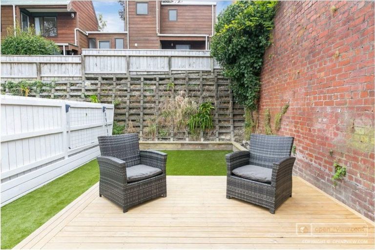 Photo of property in 79 Elizabeth Street, Mount Victoria, Wellington, 6011