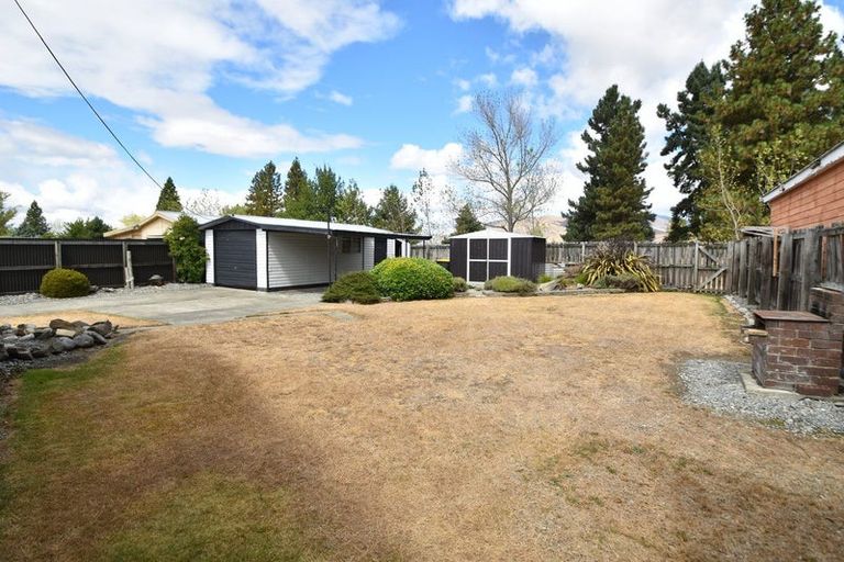 Photo of property in 42 Omahau Crescent, Twizel, 7901