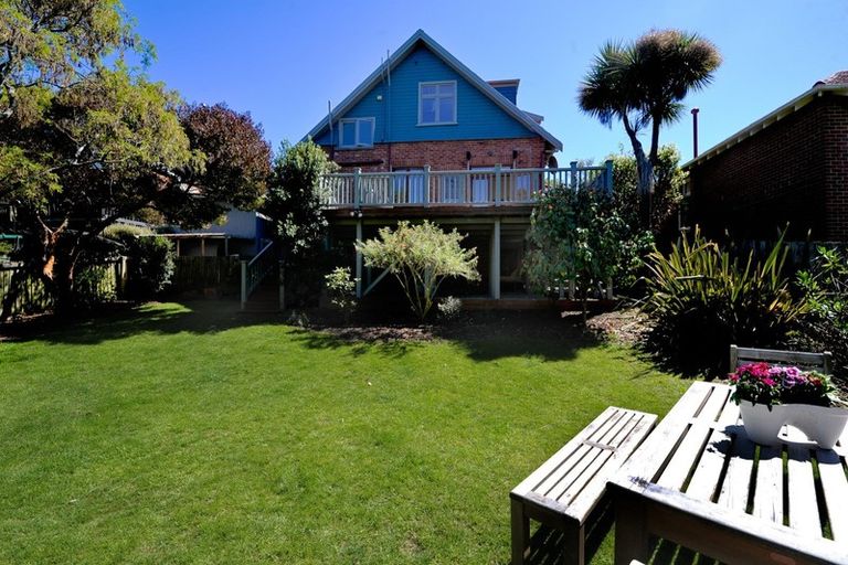 Photo of property in 83 Norfolk Street, Saint Clair, Dunedin, 9012