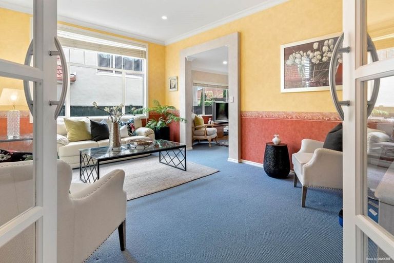 Photo of property in 12 Brooke Ridge Rise, East Tamaki Heights, Auckland, 2016