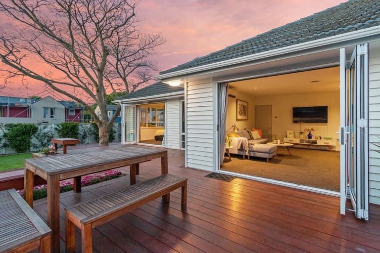 Photo of property in 40 Saint James Avenue, Papanui, Christchurch, 8053