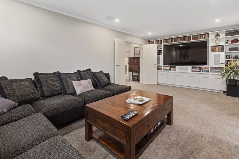 Photo of property in 214 Schnapper Rock Road, Schnapper Rock, Auckland, 0632