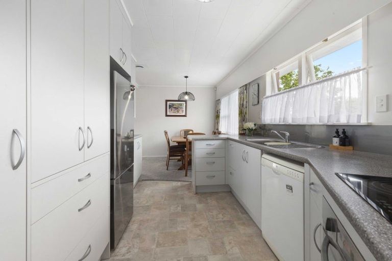 Photo of property in 18 Lakeside Drive, Pahurehure, Papakura, 2113